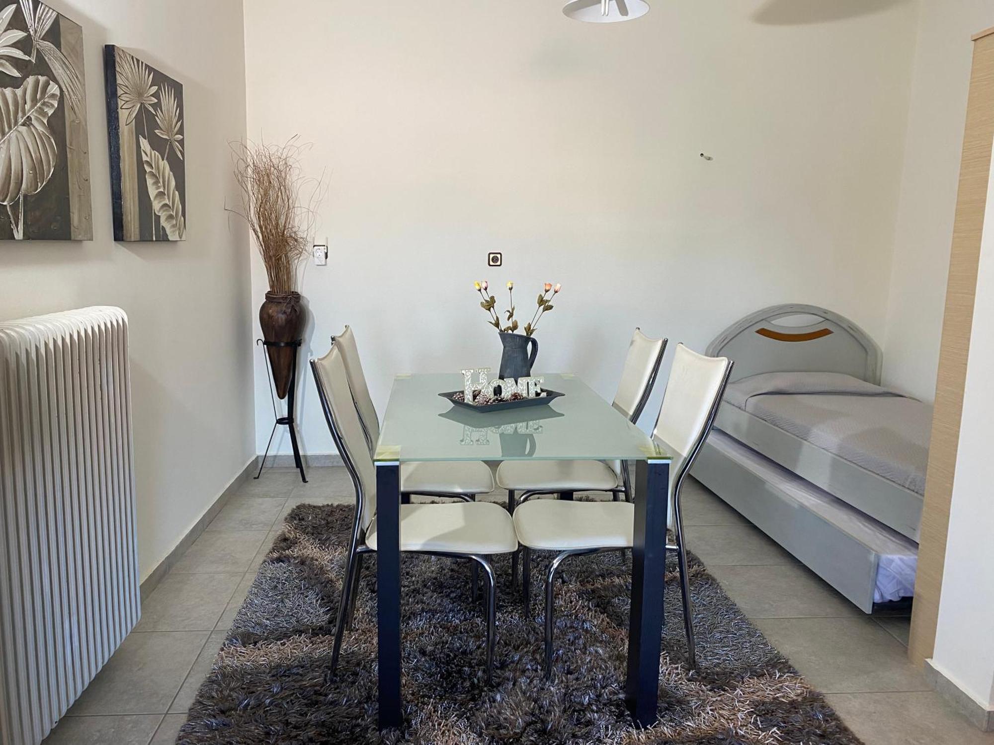 Family'S Home Trikala 외부 사진